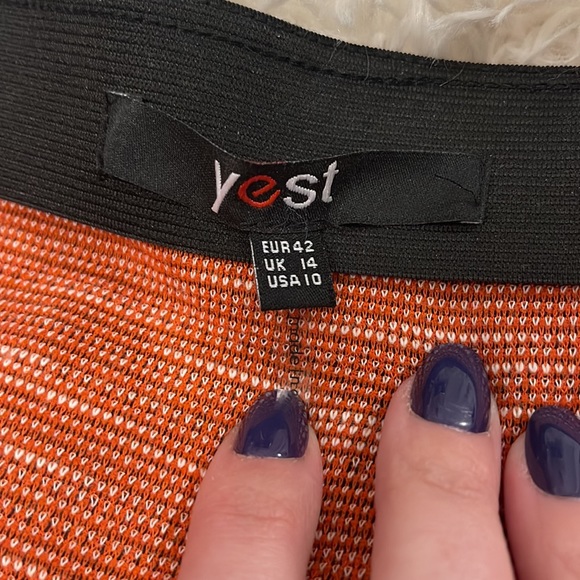 Yest Pencil Skirt - Picture 2 of 2